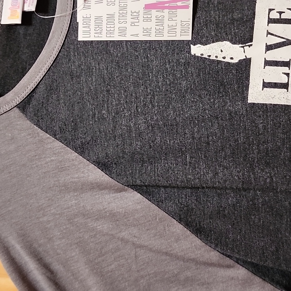 Lularoe Randy - Rock-N-Roll - Picture 3 of 3